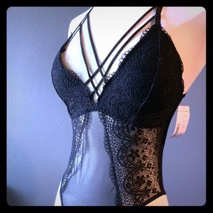 One size lace/mesh black love culture bodysuit